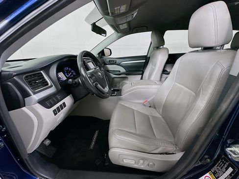 Used 2014 Toyota Highlander Plus image 13