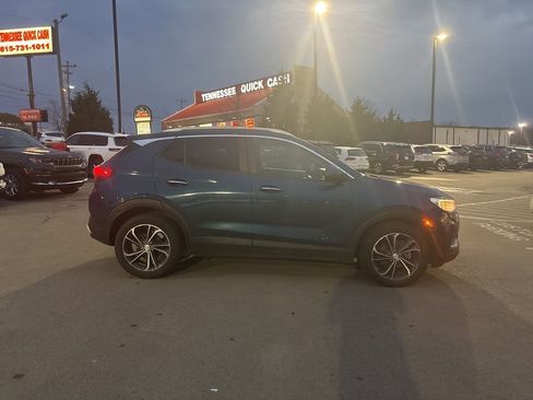 Used 2020 Buick Encore GX Select image 12