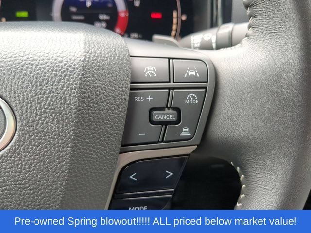 Used 2025 Toyota Camry SE FWD image 27