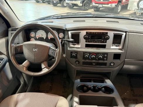 Used 2008 Dodge Ram 1500 Truck SLT w/ Popular Equipment Group image 18