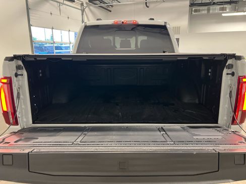 Used 2024 Ford F150 Raptor AWD/4WD image 33