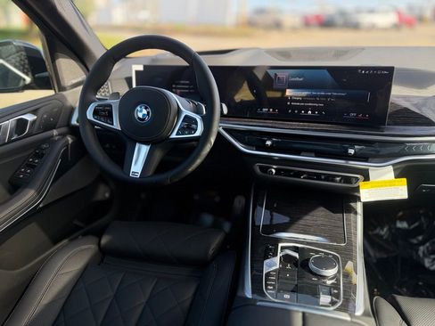 New 2026 BMW X5 xDrive50e w/ M Sport Package AWD/4WD image 10