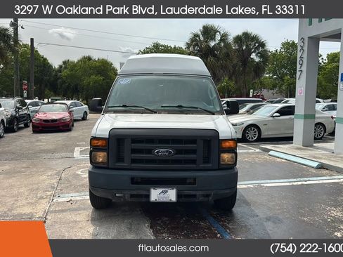 Used 2013 Ford E-250 and Econoline 250 Extended w/ PWR Group RWD image 7