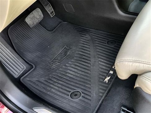 Used 2017 Cadillac XT5 Luxury w/ Driver Awareness Package image 37