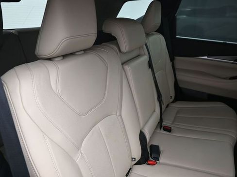 Used 2023 INFINITI QX60 Luxe w/ Vision Package image 40