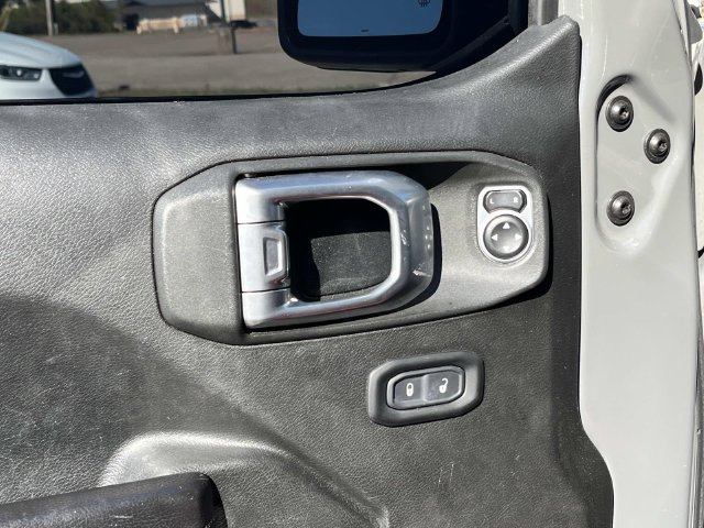Used 2019 Jeep Wrangler Unlimited Rubicon AWD/4WD image 26