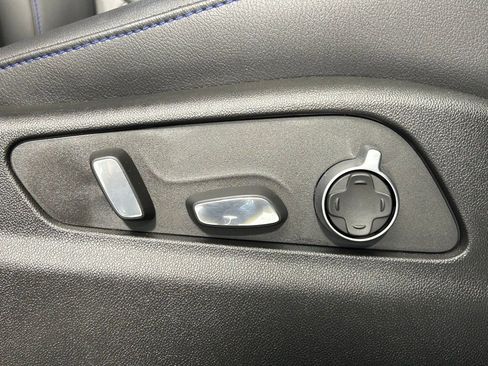 Used 2024 Cadillac XT4 Sport w/ Cold Weather Package image 11