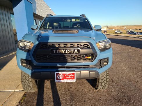 Used 2018 Toyota Tacoma TRD Pro image 3