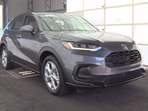 Used 2023 Honda HR-V LX image 2