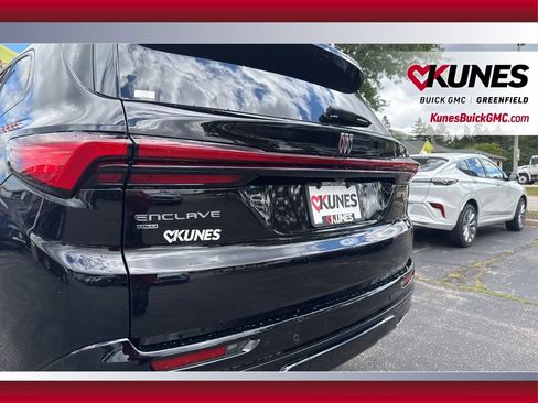 New 2026 Buick Enclave Sport Touring w/ LPO, Floor Liner Package image 14