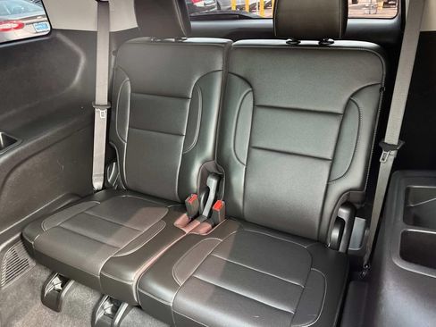 Used 2020 GMC Acadia SLT AWD/4WD image 12