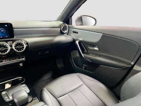 Used 2022 Mercedes-Benz A 220 image 23