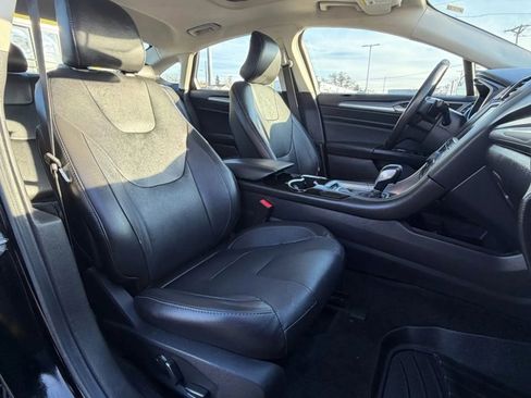 Used 2016 Ford Fusion Titanium image 15