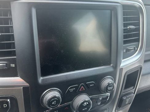 Used 2017 RAM 1500 Big Horn RWD image 12