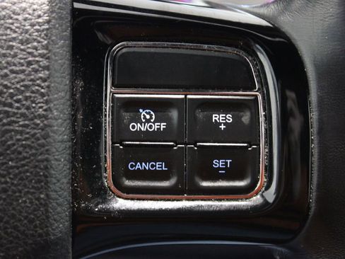 Used 2019 Dodge Grand Caravan SXT FWD image 22