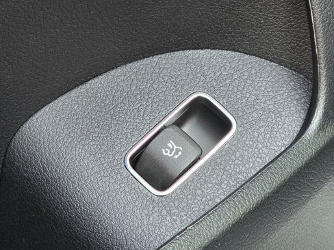 New 2026 Mercedes-Benz GLS 450 4MATIC image 39