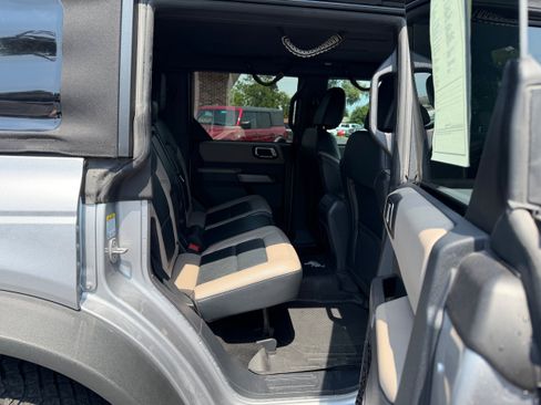 Used 2022 Ford Bronco Wildtrak AWD/4WD image 15