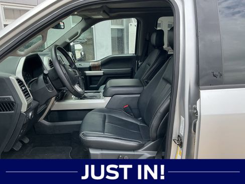 Used 2019 Ford F150 Lariat w/ Equipment Group 502A Luxury AWD/4WD image 6