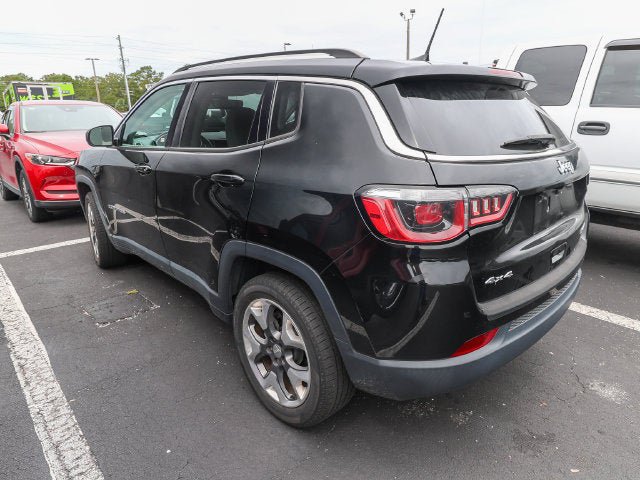 Used 2018 Jeep Compass Limited w/ Navigation Group AWD/4WD image 3