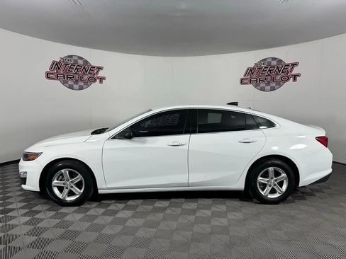 Used 2023 Chevrolet Malibu LS image 4
