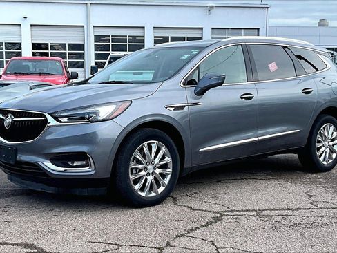 Used 2019 Buick Enclave Premium w/ Experience Buick Package AWD/4WD image 7