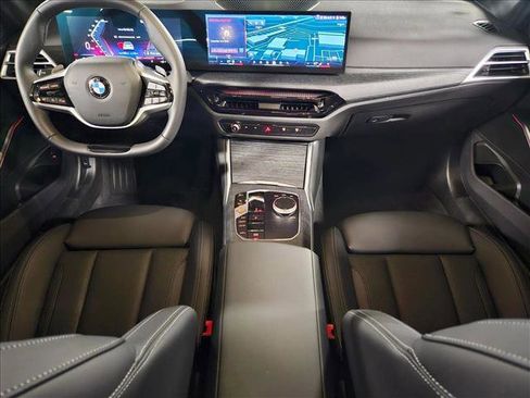 Certified 2025 BMW 330i Sedan w/ Convenience Package image 19
