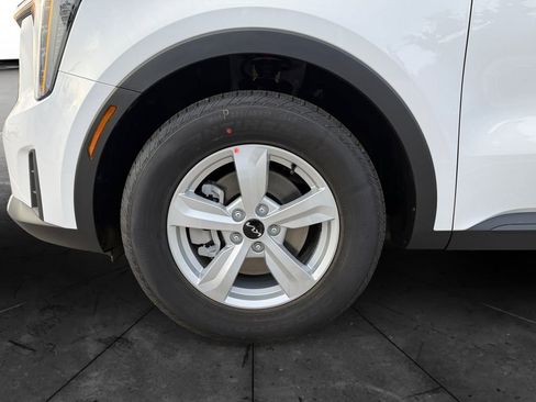 New 2026 Kia Sorento LX image 14