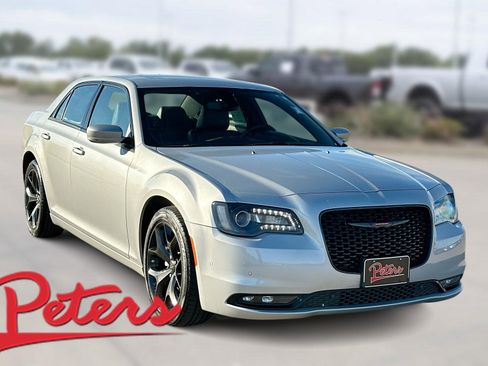 Used 2023 Chrysler 300 S image 1