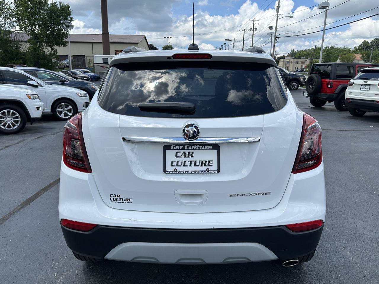 Used 2020 Buick Encore Preferred w/ Safety Package FWD image 14