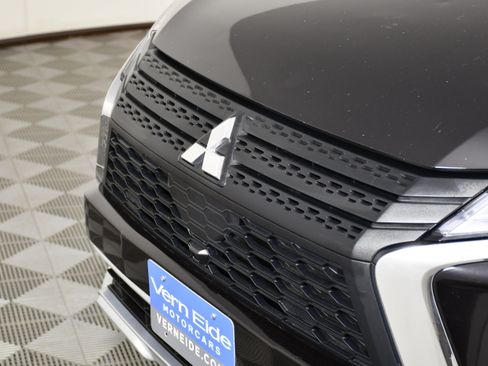 Used 2024 Mitsubishi Eclipse Cross SE AWD/4WD image 11