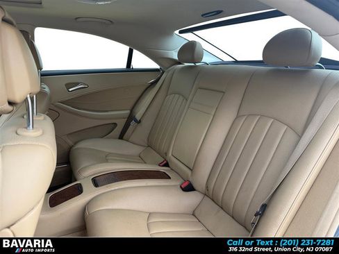 Used 2007 Mercedes-Benz CLS 550 image 16