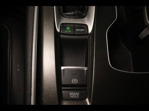 Used 2018 Honda Accord Sport image 22