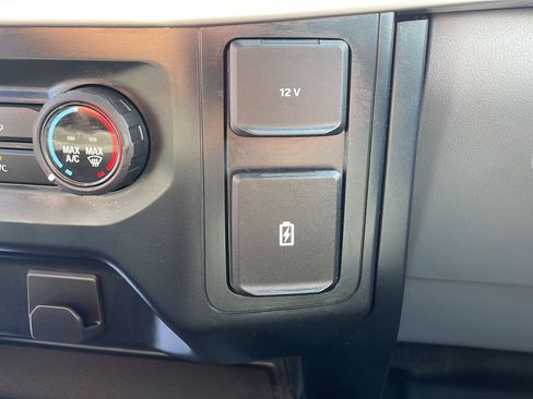 Used 2022 Ford F150 XL RWD image 19