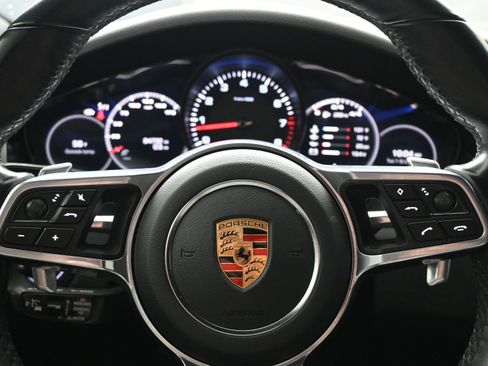 Certified 2019 Porsche Cayenne image 20