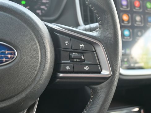Certified 2025 Subaru Ascent Premium AWD/4WD image 19
