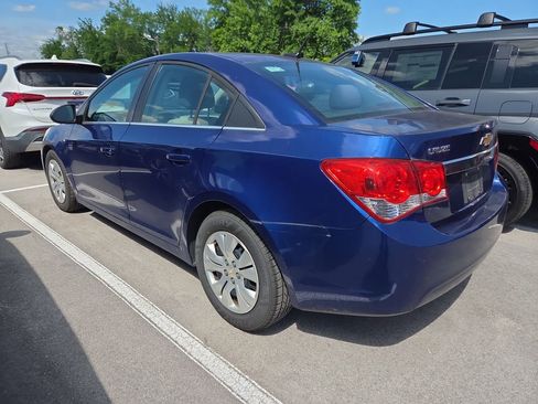 Used 2012 Chevrolet Cruze LS w/ Connectivity Package FWD image 6