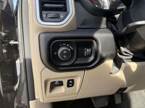Used 2020 RAM 1500 Big Horn image 14