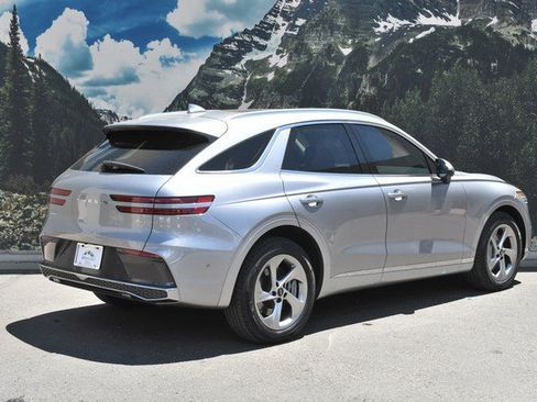 Used 2026 Genesis GV70 2.5T Advanced AWD/4WD image 3