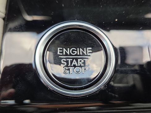 Certified 2025 Lincoln Navigator L Reserve AWD/4WD image 45