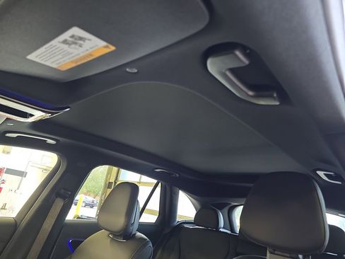 New 2026 Mercedes-Benz GLC 300 image 30