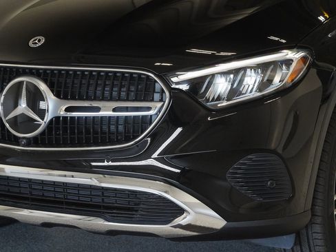 New 2026 Mercedes-Benz GLC 300 4MATIC image 8