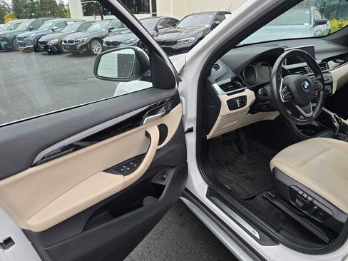 Used 2021 BMW X1 xDrive28i image 21