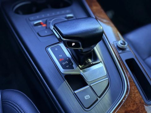 Used 2018 Audi A4 2.0T allroad Premium Plus w/ Premium Plus Package image 37