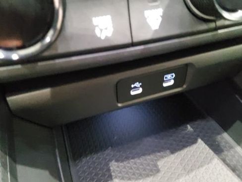 Certified 2025 Honda Accord SE image 20