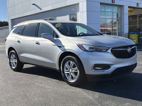 Used 2018 Buick Enclave Essence image 34