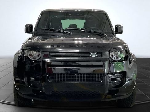 Used 2022 Land Rover Defender 110 V8 AWD/4WD image 3