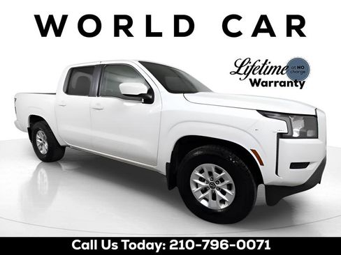 Used 2024 Nissan Frontier SV w/ Tow Package image 1