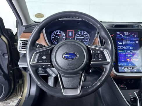 Used 2020 Subaru Outback Touring XT AWD/4WD image 15