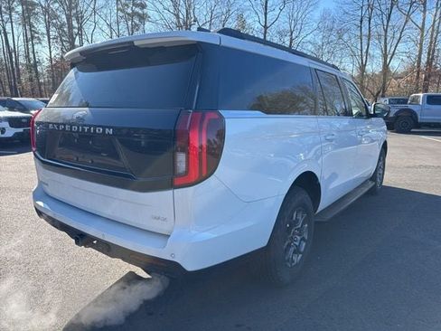 New 2025 Ford Expedition Max Active RWD image 5