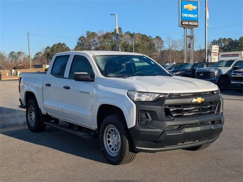New 2026 Chevrolet Colorado W/T image 2